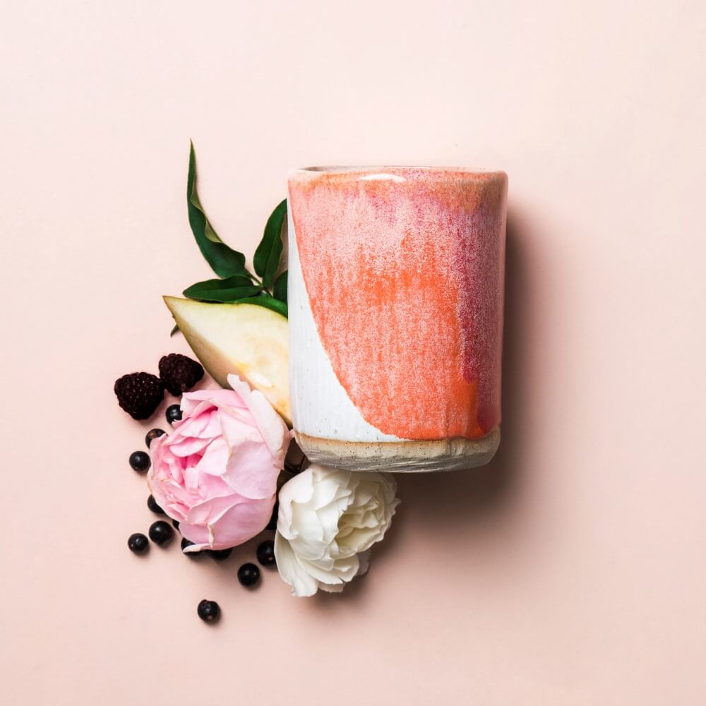 Hacienda - Sweet Rose & Dewberry - Ceramic candle